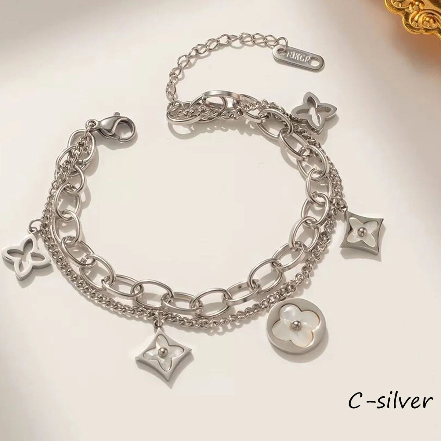 DOUBLE LAYERED CLOVER BRACELET
