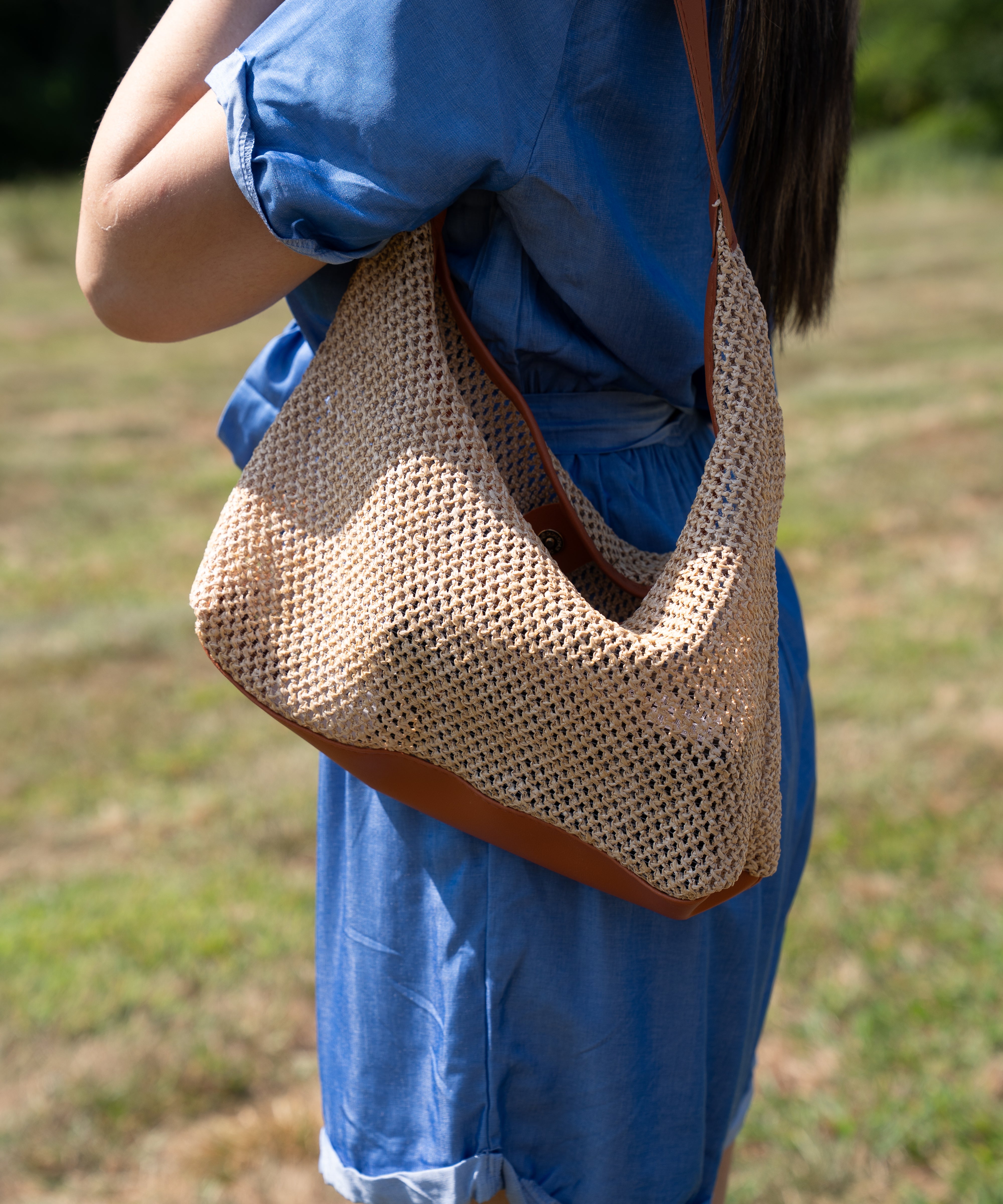 COASTAL CURVE TOTE