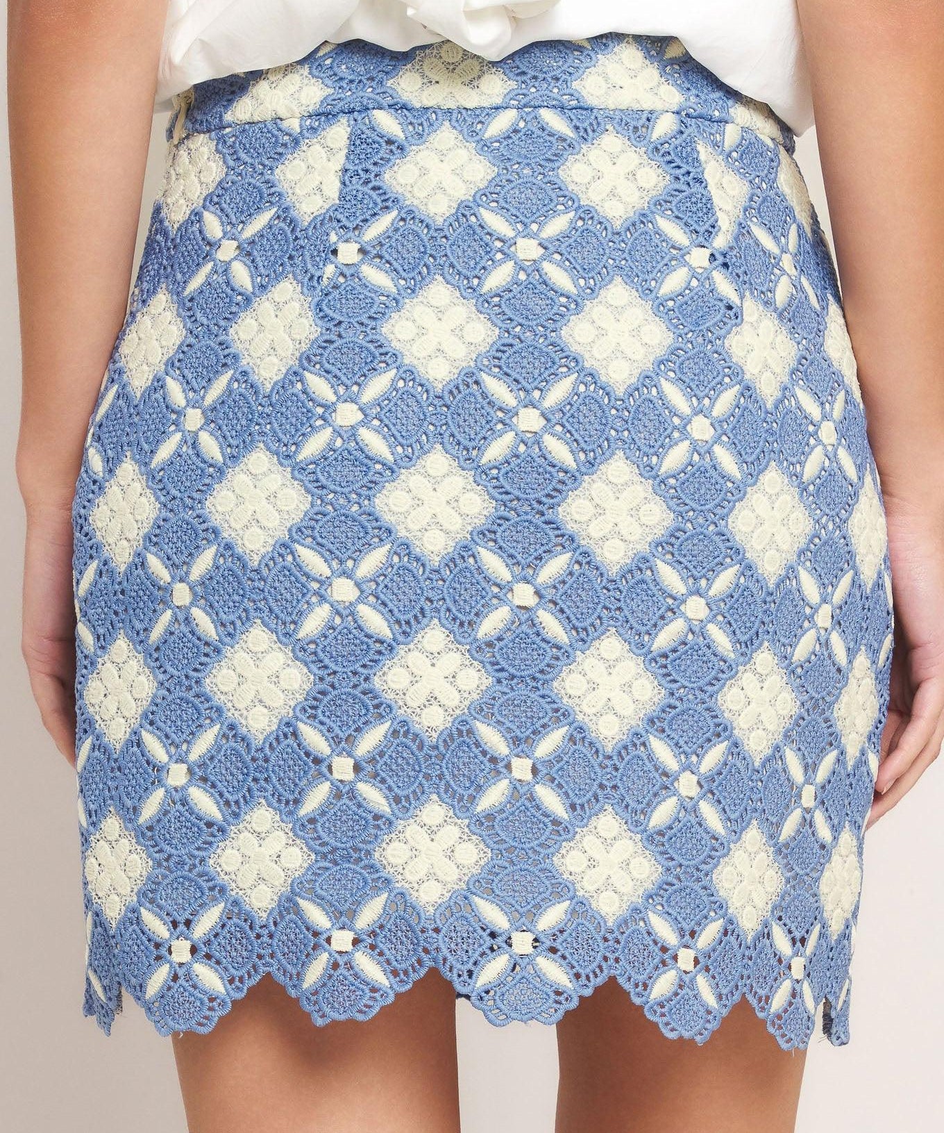 COASTAL WOVEN LACE MINI SKIRT