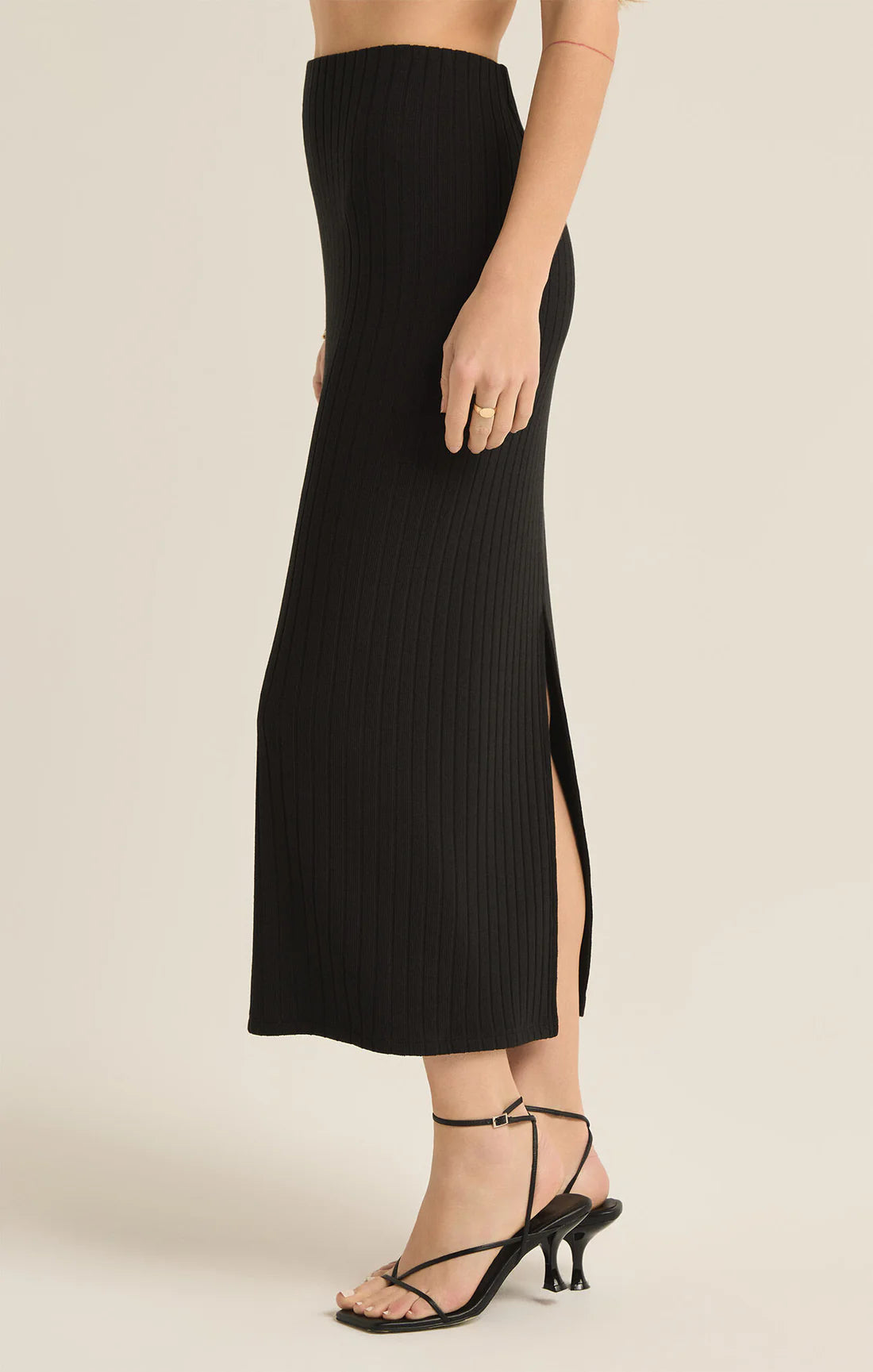 RIBBED MAXI SKIRT