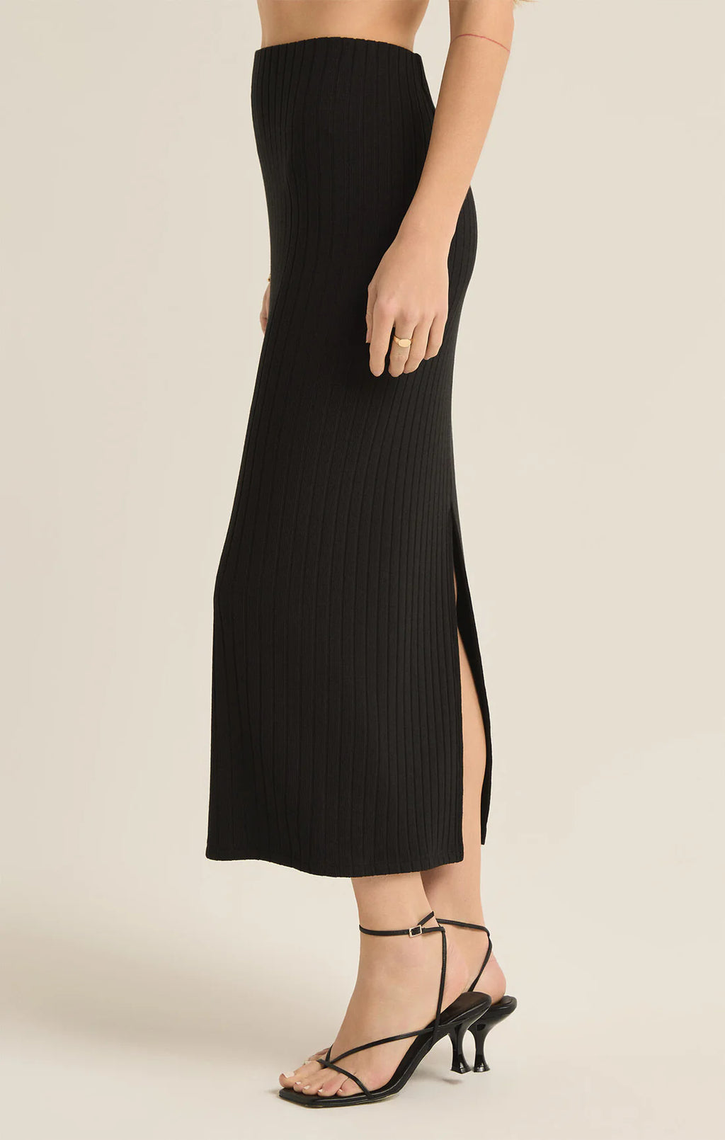 RIBBED MAXI SKIRT