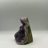 A16 - Amethyst Geode