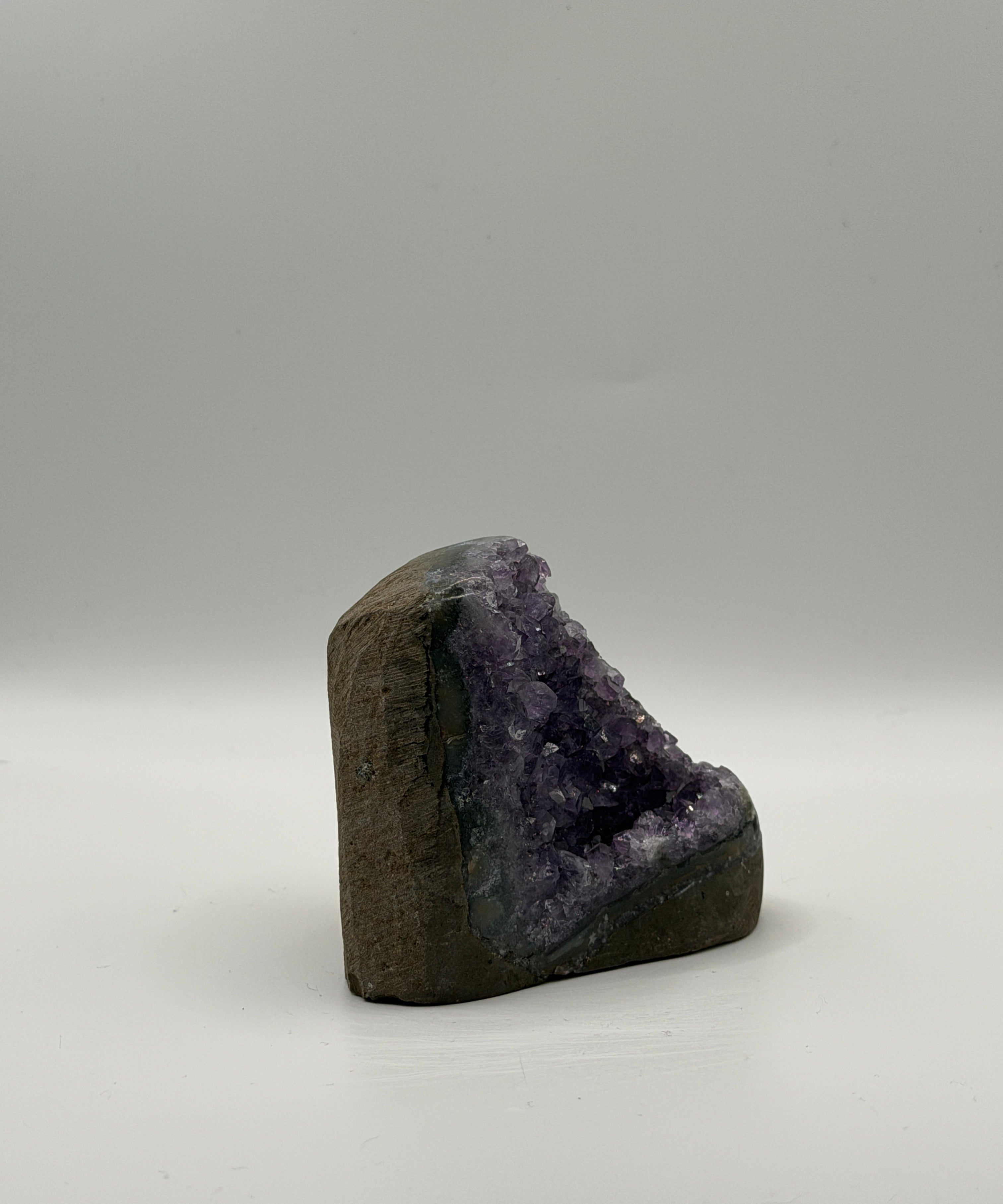 A30 - Amethyst Geode