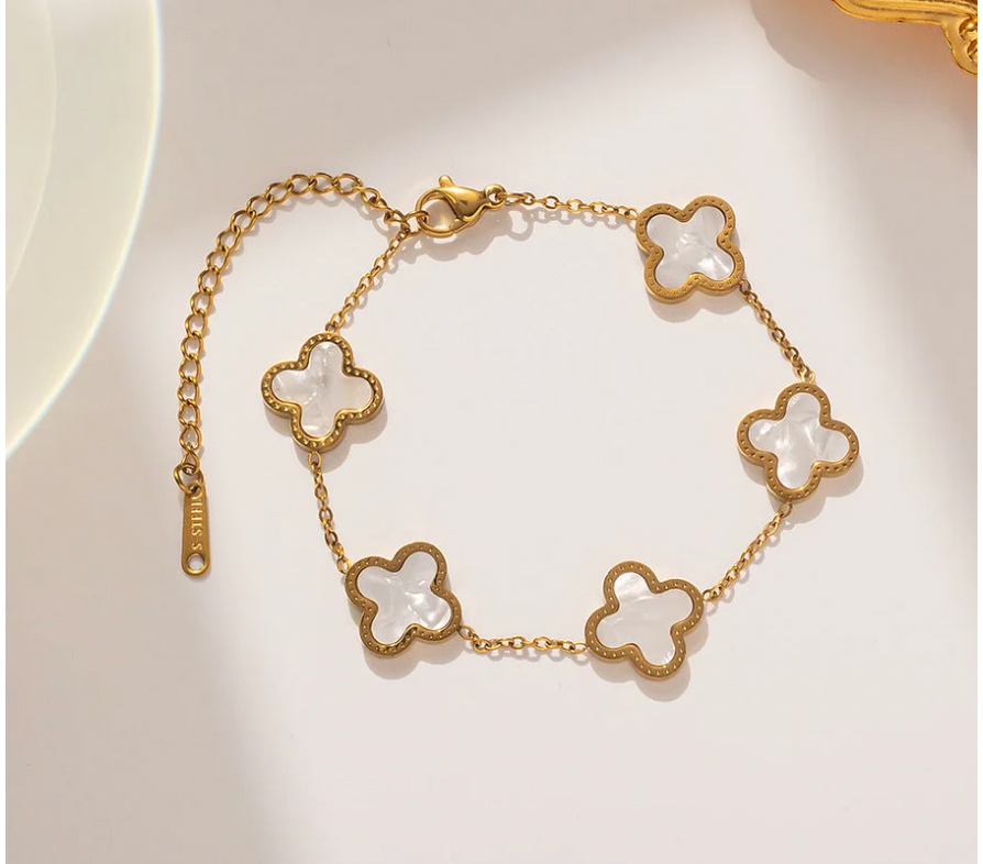 CLOVER BRACELET