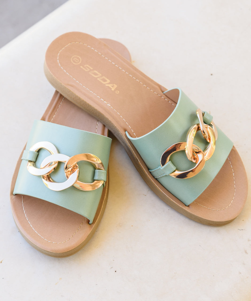 Wander Often Slides in Mint