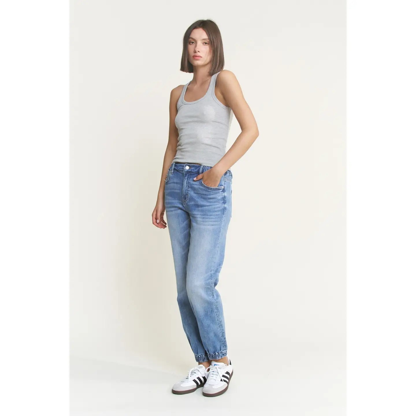 ON THE RISE JOGGER