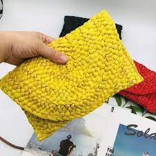 WEAVED CLUTCH